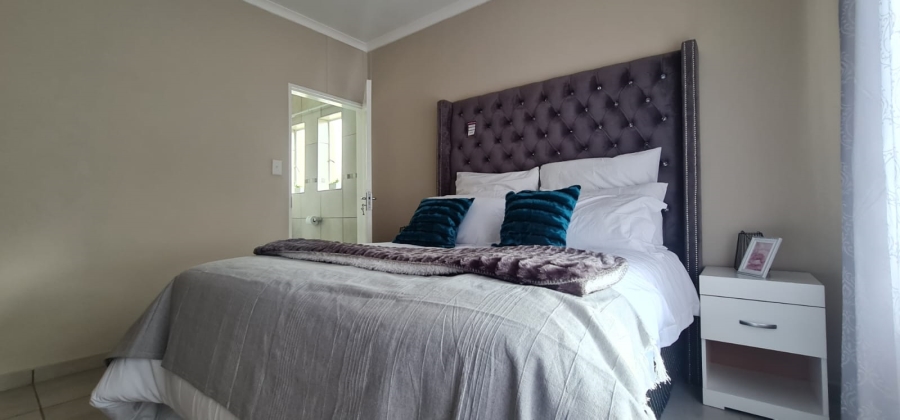 3 Bedroom Property for Sale in Waterkloof Hill Estate North West